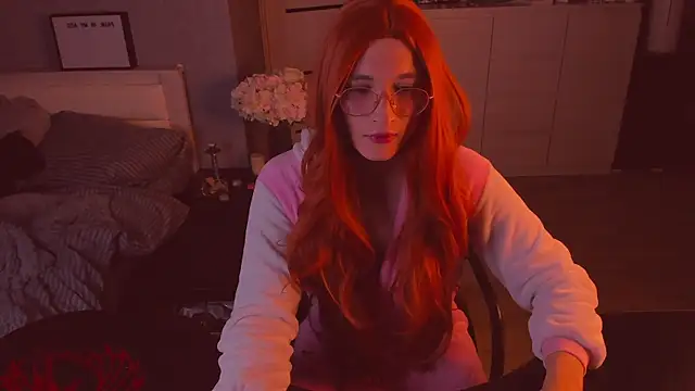 foxy jpg online show from 11-23-25, 12:53