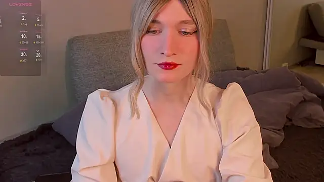 Snapshot of foxy_jpg chatting on 03-20-25, 04:20 foxy jpg online show from 03-20-25, 04:20