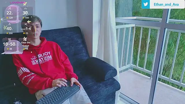 ethan and ava online show from 10-19-25, 01:03