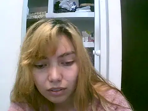 Snapshot of VittoriaTaylor chatting on 09-30-25, 03:56 VittoriaTaylor online show from 09-30-25, 03:56