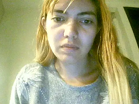 Snapshot of VittoriaTaylor chatting on 10-21-25, 04:56 VittoriaTaylor online show from 10-21-25, 04:56
