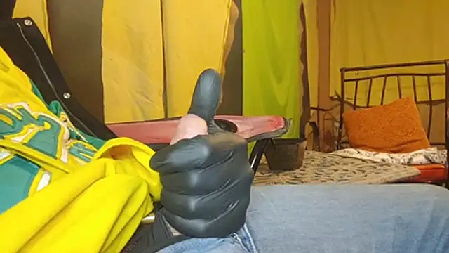 bwcbeat83 online show from 02-22-26, 01:35