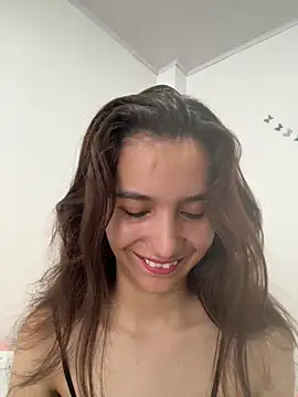 Bella still online show from 04-21-26, 01:50