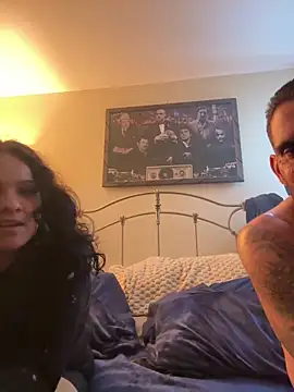 Snapshot of hornycouple818 chatting on 09-26-25, 09:49 hornycouple818 online show from 09-26-25, 09:49