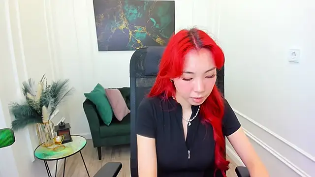 Snapshot of AnnaReyla chatting on 04-28-26, 04:06 AnnaReyla online show from 04-28-26, 04:06