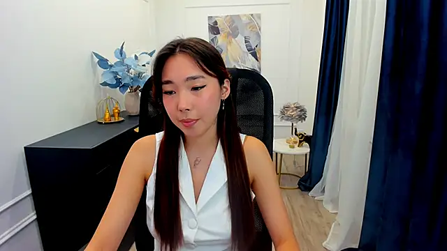 AnnaReyla online show from 09-14-25, 11:43