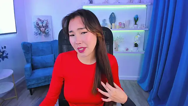 AnnaReyla online show from 10-12-25, 11:44