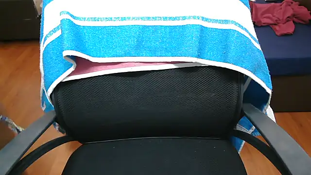 Snapshot of LovelyRosy chatting on 09-27-25, 12:39 LovelyRosy online show from 09-27-25, 12:39