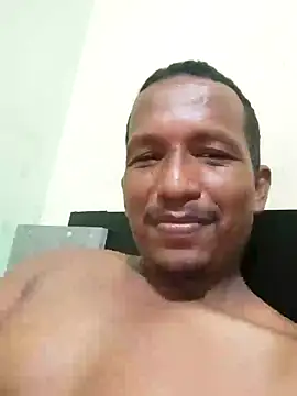 Snapshot of Nego8659 chatting on 02-15-26, 04:39 Nego8659 online show from 02-15-26, 04:39