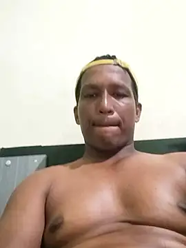 Snapshot of Nego8659 chatting on 01-11-26, 06:04 Nego8659 online show from 01-11-26, 06:04