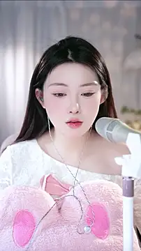 Snapshot of Dou-Dou-er chatting on 01-16-26, 10:19 Dou-Dou-er online show from 01-16-26, 10:19