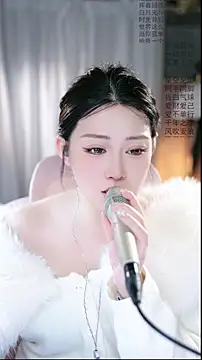 Dou-Dou-er online show from 04-06-26, 01:12