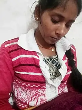 Snapshot of Divya-2007 chatting on 12-18-25, 01:37 Divya-2007 online show from 12-18-25, 01:37