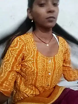 Snapshot of Divya-2007 chatting on 12-04-25, 03:22 Divya-2007 online show from 12-04-25, 03:22