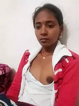 Snapshot of Divya-2007 chatting on 02-02-26, 12:31 Divya-2007 online show from 02-02-26, 12:31