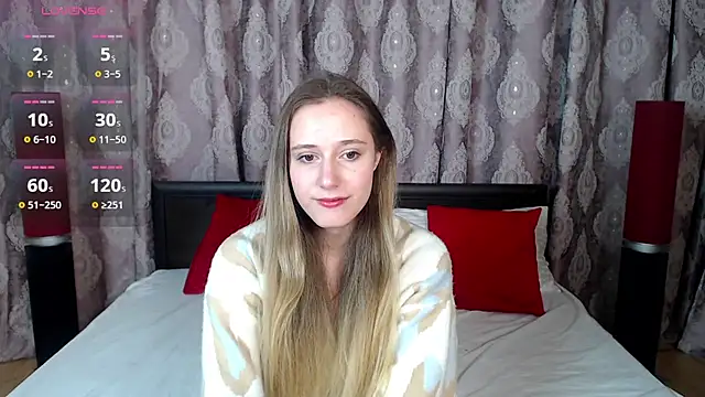Snapshot of blondyriss chatting on 02-08-25, 05:08 blondyriss online show from 02-08-25, 05:08