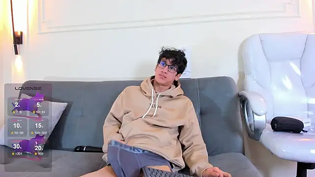 Snapshot of Cum_hunters chatting on 01-11-26, 03:24 Cum hunters online show from 01-11-26, 03:24