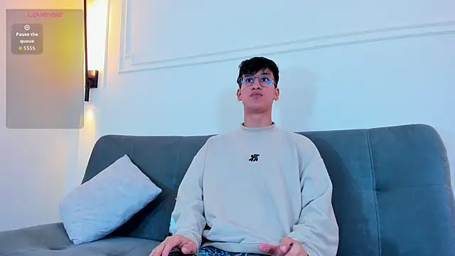 Snapshot of Cum_hunters chatting on 11-05-25, 03:31 Cum hunters online show from 11-05-25, 03:31