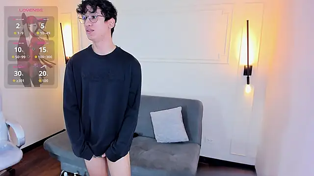 Snapshot of Cum_hunters chatting on 10-15-25, 03:27 Cum hunters online show from 10-15-25, 03:27