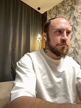 Snapshot of _XxX-XxX_ chatting on 10-02-25, 07:50 XxX-XxX online show from 10-02-25, 07:50