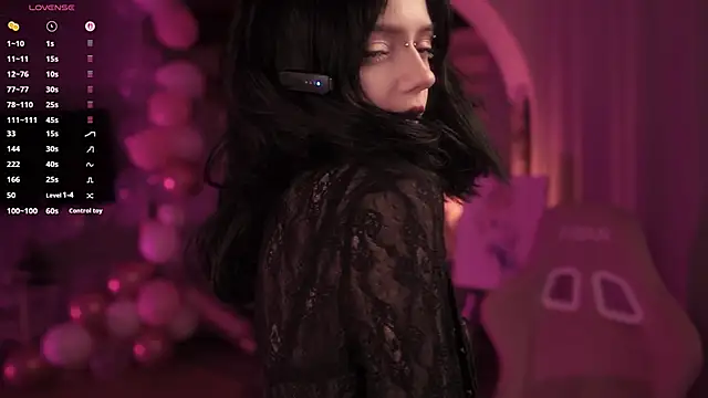 Snapshot of miuri_miy chatting on 02-13-26, 06:52 miuri miy online show from 02-13-26, 06:52