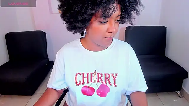 Snapshot of AishaHil chatting on 01-28-25, 05:56 AishaHil online show from 01-28-25, 05:56