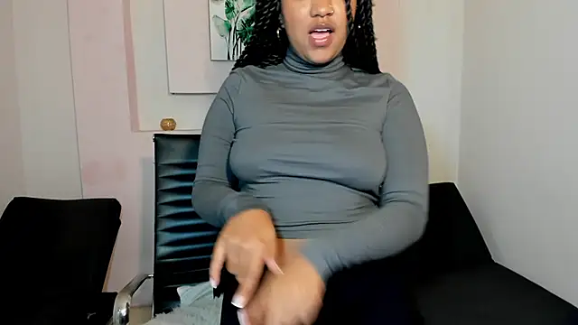 Snapshot of AishaHil chatting on 01-24-25, 11:59 AishaHil online show from 01-24-25, 11:59