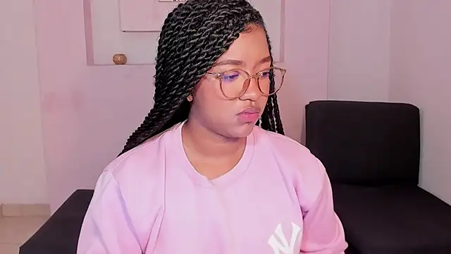 Snapshot of AishaHil chatting on 01-19-25, 12:17 AishaHil online show from 01-19-25, 12:17