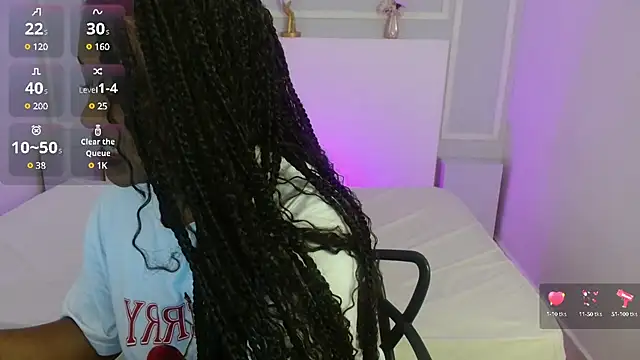 Snapshot of AishaHil chatting on 02-20-25, 12:04 AishaHil online show from 02-20-25, 12:04