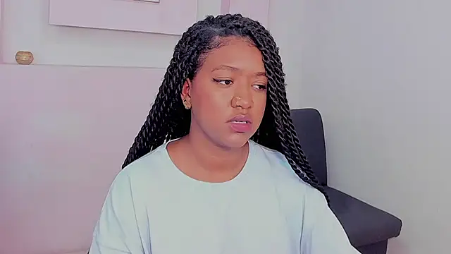 Snapshot of AishaHil chatting on 01-18-25, 12:47 AishaHil online show from 01-18-25, 12:47