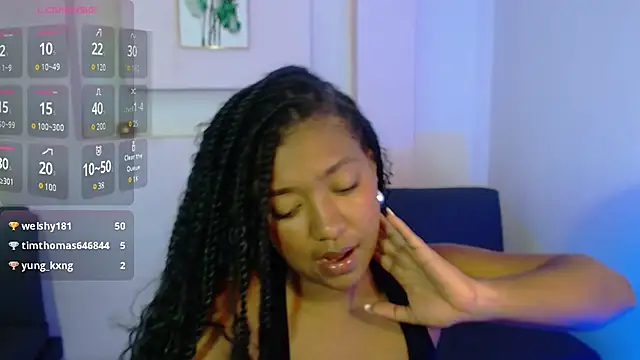 Snapshot of AishaHil chatting on 02-17-25, 06:39 AishaHil online show from 02-17-25, 06:39