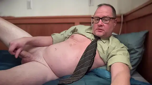 Snapshot of __DR3W__ chatting on 02-23-25, 05:07   DR3W   online show from 02-23-25, 05:07