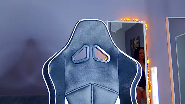 Eva Lovvia  online show from 03-06-25, 07:32