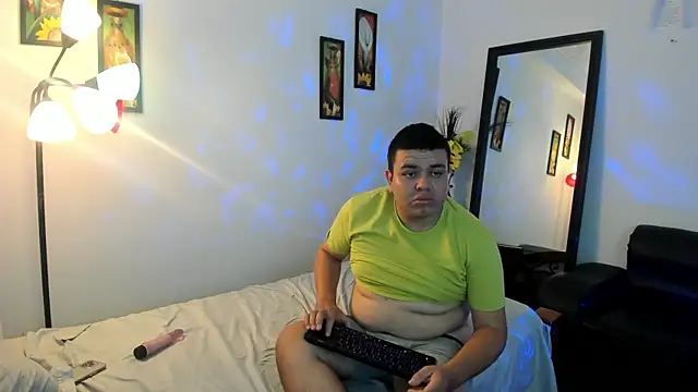 Snapshot of Faridsweetness chatting on 01-25-25, 03:20 Faridsweetness online show from 01-25-25, 03:20