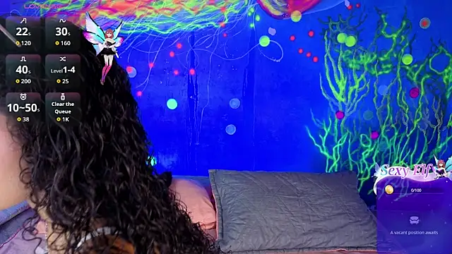 Snapshot of lucie_petite chatting on 02-07-26, 06:27 lucie petite online show from 02-07-26, 06:27