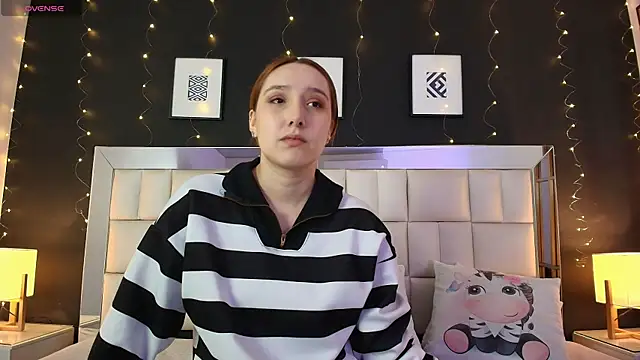 anastasia windel online show from 10-17-25, 07:26