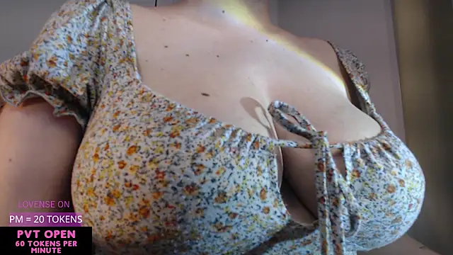 crystalll room online show from 03-30-26, 12:34