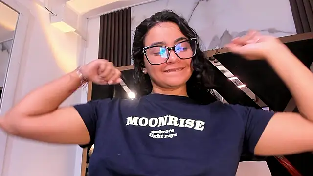 miilaklum online show from 02-15-26, 05:34