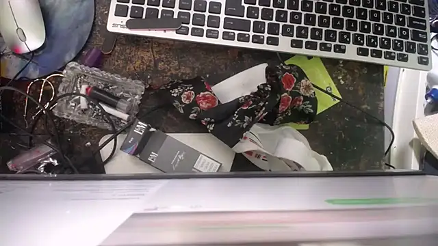 jazmin mature  online show from 10-28-25, 12:59