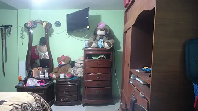 jazmin mature  online show from 10-25-25, 02:28