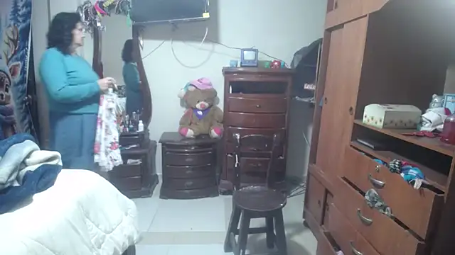 jazmin mature  online show from 12-20-25, 12:19