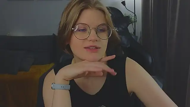  JessieVibes online show from 10-15-25, 12:35