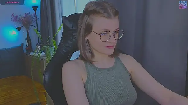  JessieVibes online show from 04-21-26, 01:39