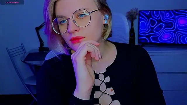  JessieVibes online show from 02-26-25, 03:43