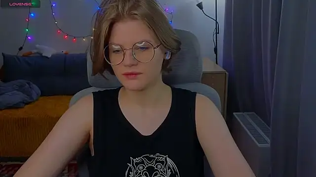  JessieVibes online show from 10-28-25, 12:37