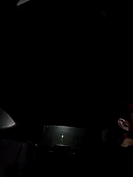 Snapshot of uberdot chatting on 10-15-25, 06:33 uberdot online show from 10-15-25, 06:33