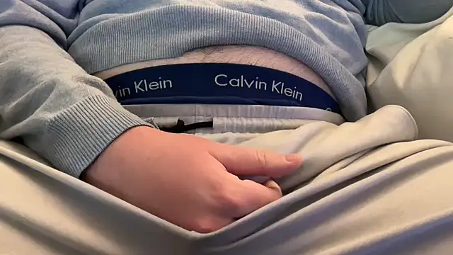 bmore235 online show from 12-17-25, 09:42