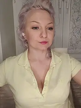 Anesteishen online show from 11-26-25, 05:24