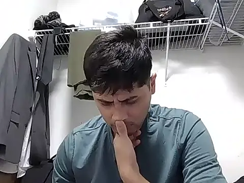 Snapshot of PerroDemonioHot chatting on 02-11-26, 06:30 PerroDemonioHot online show from 02-11-26, 06:30