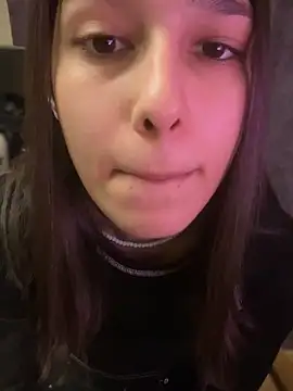 mollyEXD online show from 11-20-25, 01:23